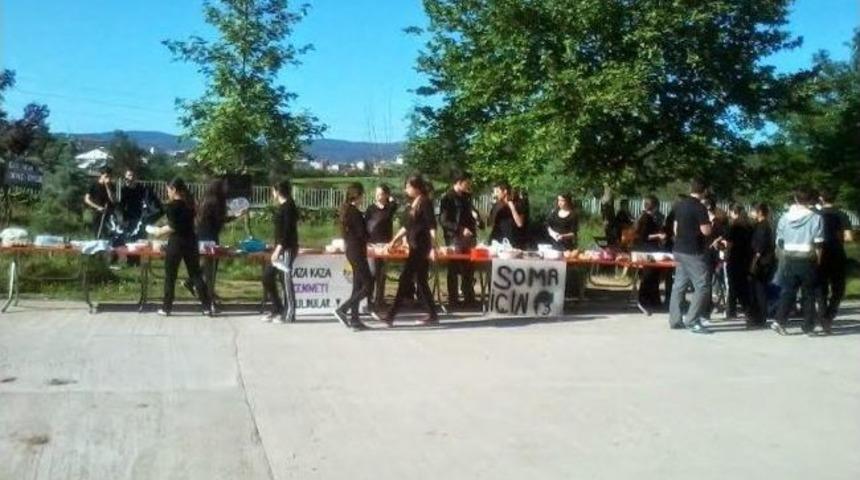 Öğrencilerden Soma İçin Kermes