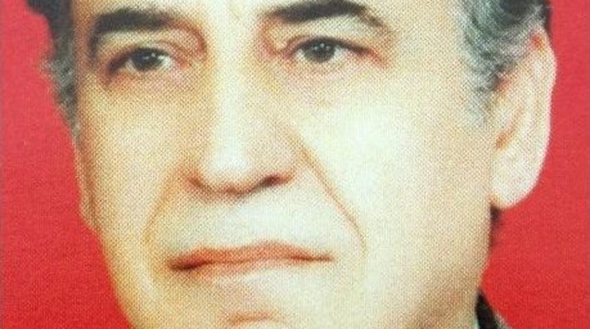 Hayatını Kaybeden Trabzonspor Kurucu &Uuml;yesi Sabri Uğurbaş İ&ccedil;in T&ouml;ren D&uuml;zenlendi