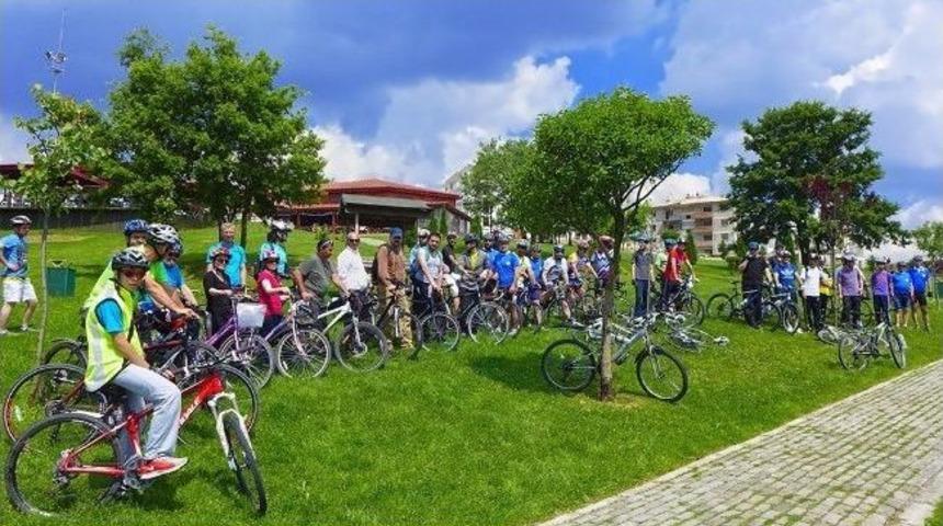 Yenikent’e Pedal Çevirdiler