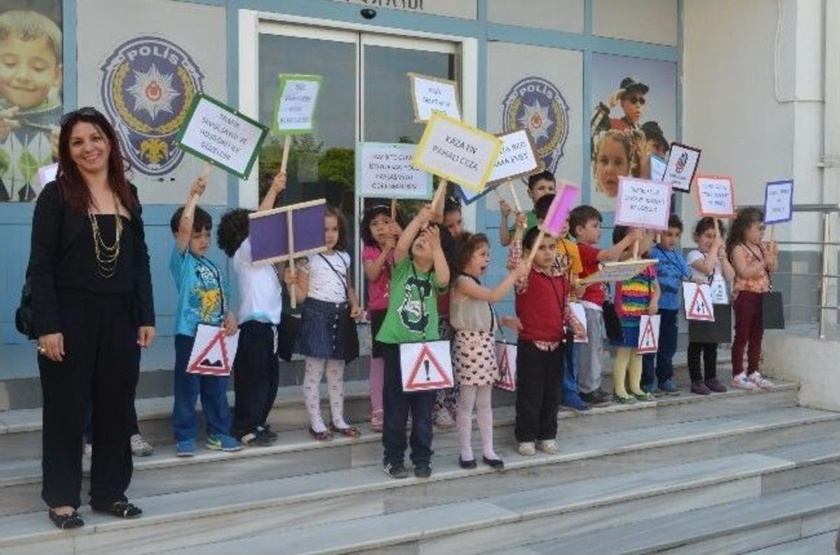 Minik Trafik&ccedil;iler Emniyet M&uuml;d&uuml;rl&uuml;ğ&uuml;nde