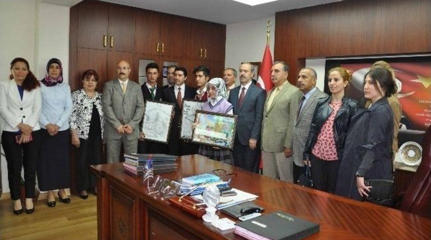 Vergi Haftası &lsquo;afiş Ve Slogan Yarışması&rsquo; Sonu&ccedil;landı