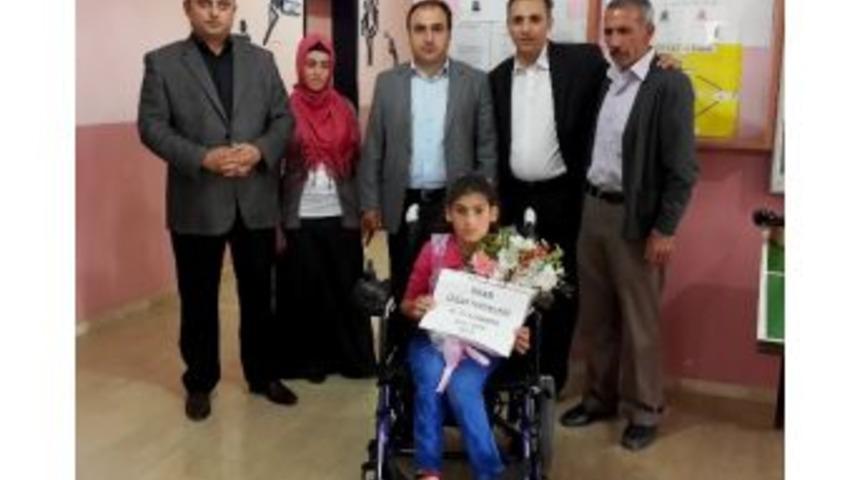 Eğitim-bir-sen&rsquo;den Anlamlı Yardım