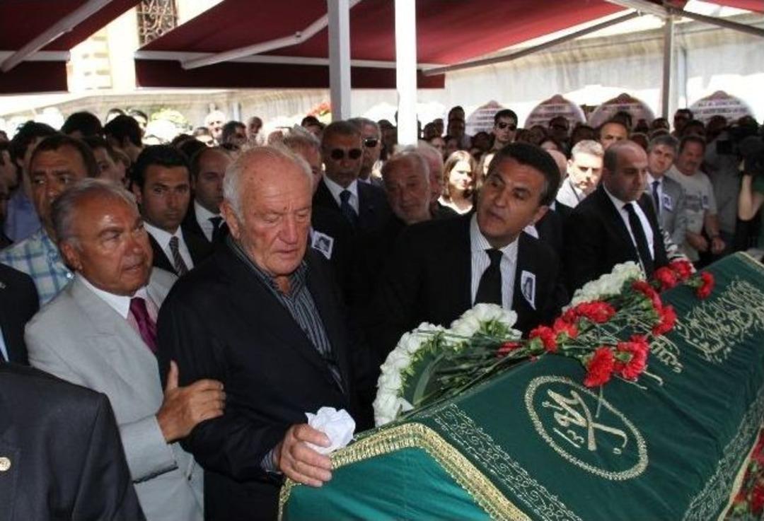 Alp Ali Şen&rsquo;in Cenazesinde G&ouml;zyaşları Sel Oldu