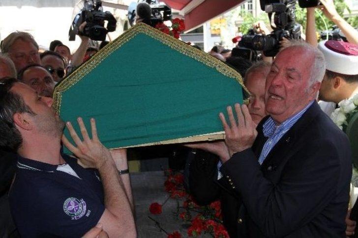 Alp Ali Şen’in Cenazesinde Gözyaşları Sel Oldu G2