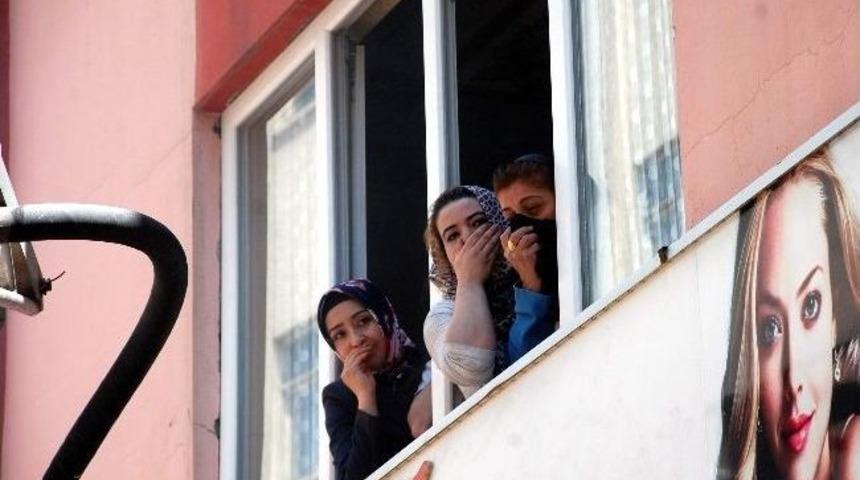 Yangında Mahsur Kaldılar