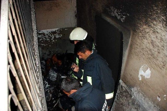 Yangında Mahsur Kaldılar 2