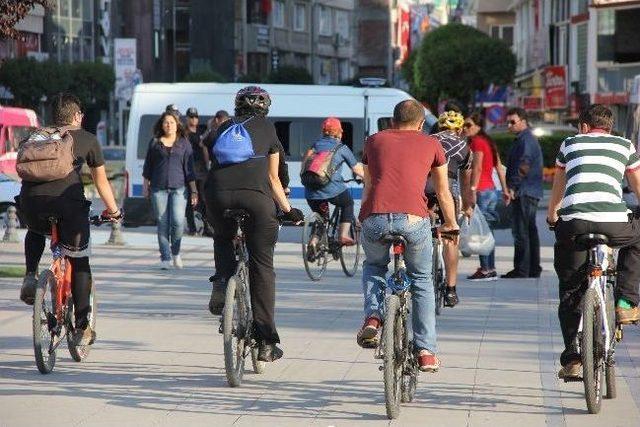 Soma İçin Sessiz Sürüş 1