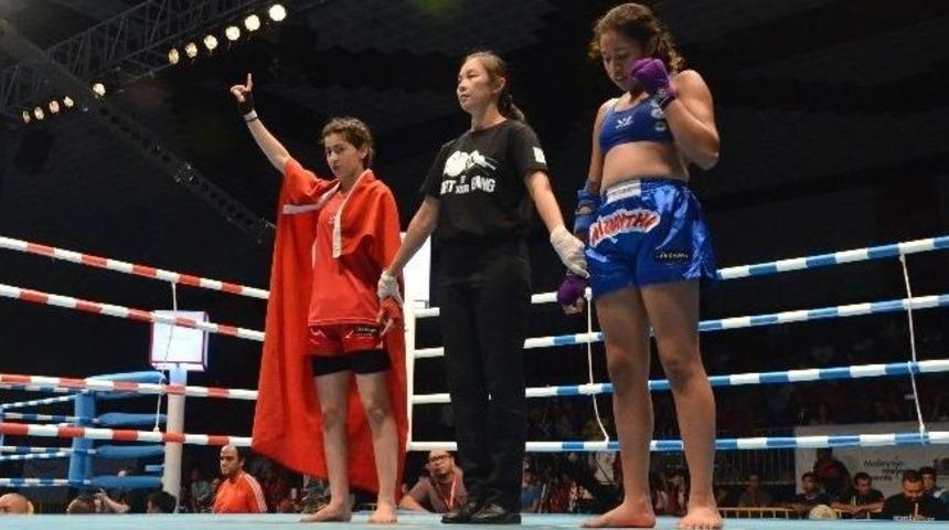 &Ccedil;apar, Yine D&uuml;nya Şampiyonu