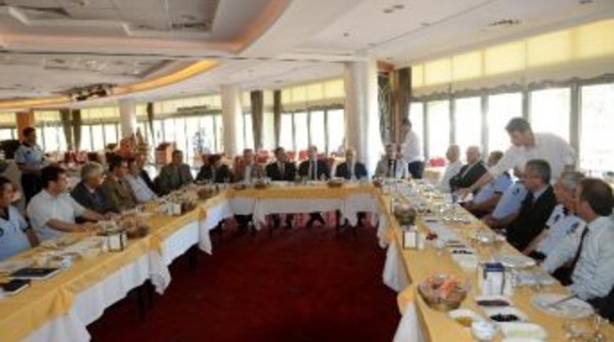 Zabıta M&uuml;d&uuml;rleri Koordinasyon İ&ccedil;in Buluştu