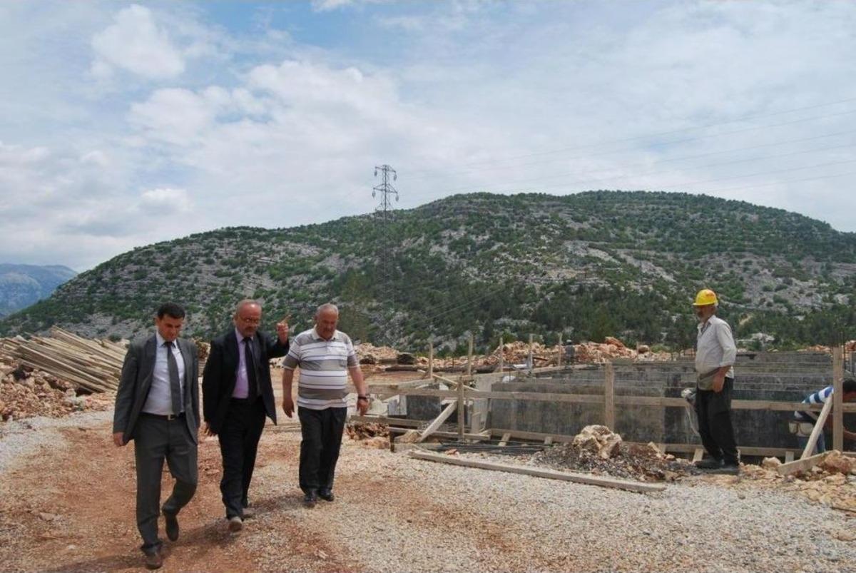 Kaymakam Beşikci Okul Inşaatlarını Gezdi