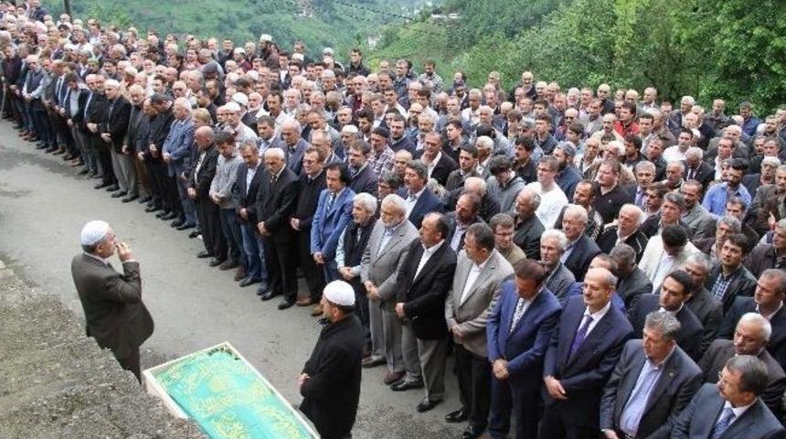 Kazada &Ouml;len Topaloğlu Toprağa Verildi&hellip;