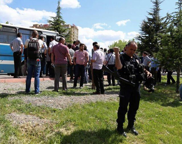 Erciyes Üniversitesi'nde Gerginlik