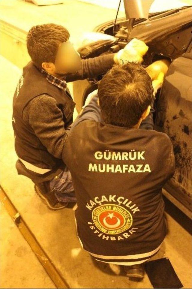 Uyuşturucu Tacirleri  tina  Ve  jack i Ge&ccedil;emedi 1