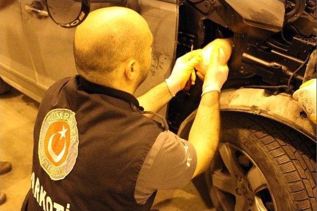 Uyuşturucu Tacirleri  tina  Ve  jack i Ge&ccedil;emedi 3