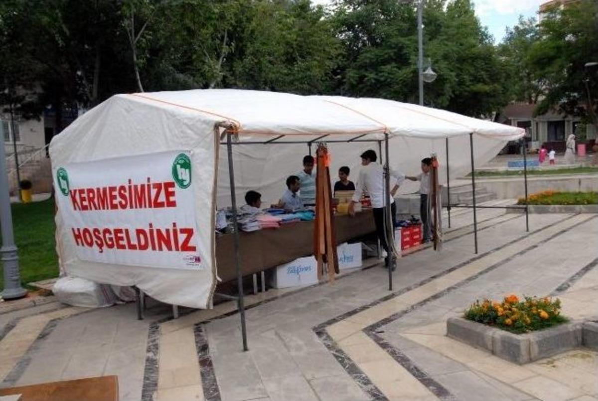 &Ouml;ğrenciler Yararına Kermes