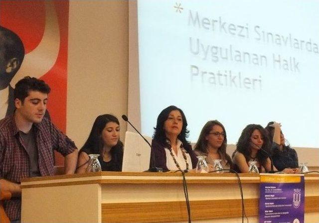 Üniversite Öğrencilerinden Panel