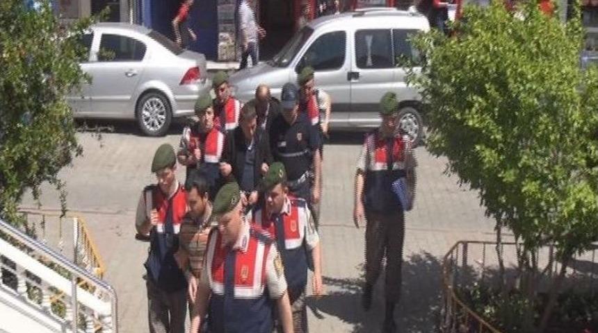 Nato Petrol Boru Hattı Hırsızlarını Kredi Kartı Ele Verdi