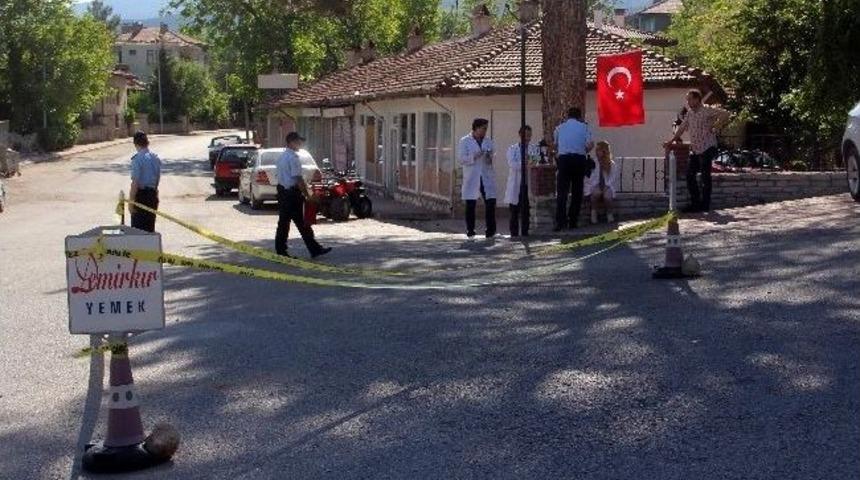 İşadamına Bı&ccedil;aklı Saldırı