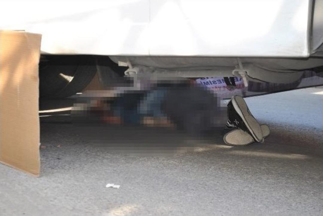 17 Yaşındaki Kız Tır&rsquo;ın Altında Kalarak &Ouml;ld&uuml;