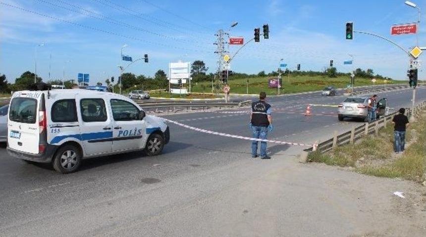 Arnavutk&ouml;y&rsquo;de Kırmızı Işıkta Duran S&uuml;r&uuml;c&uuml;ye İnfaz