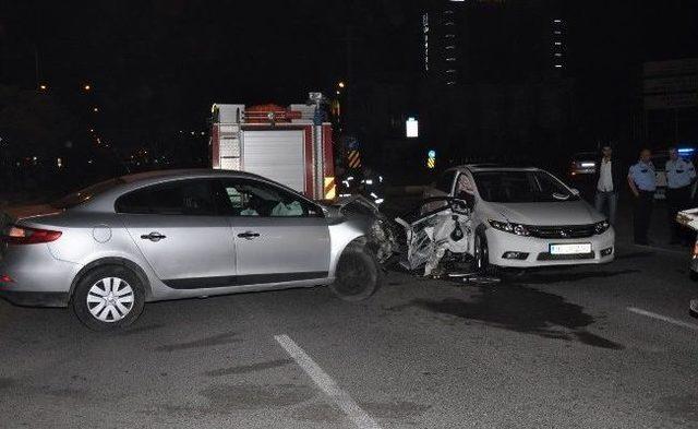 Eşinin Yanından Bir An Olsun Ayrılmadı