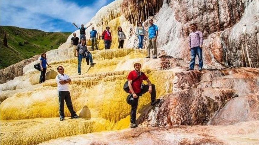 Hakkarili Doğaseverler Başkale’yi Gezdiler