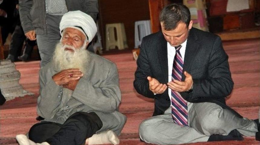 Suşehri'nde Soma'da Ölen Madenciler İçin Gıyabi Cenaze Namazı Kılındı