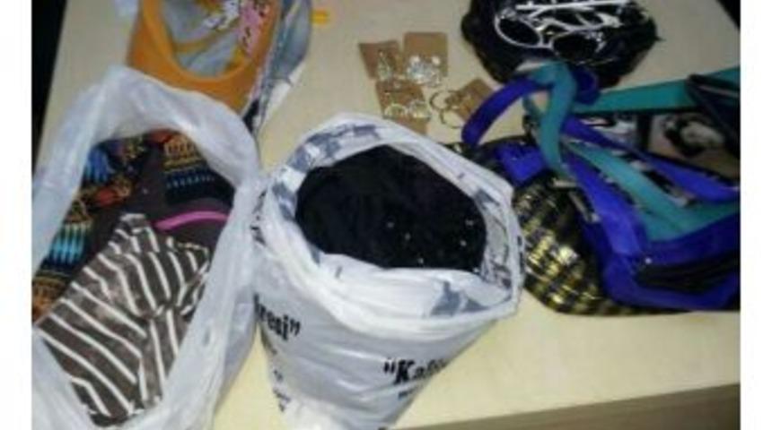 Takı Ve Kıyafet Tutkusu Kadınlara Hırsızlık Yaptırdı