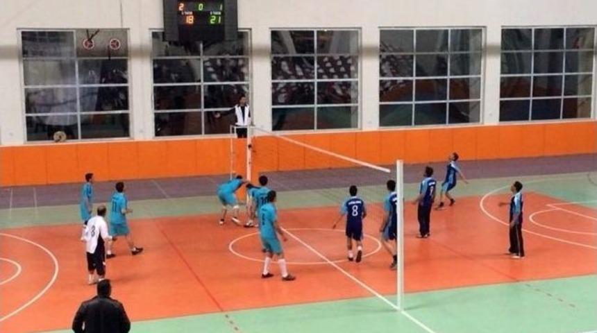 Adilcevaz&rsquo;da Voleybol Turnuvası