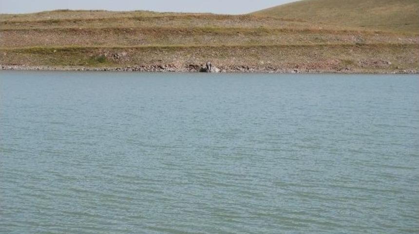 Patnos&rsquo;un Su Sorunu &Ccedil;&ouml;z&uuml;l&uuml;yor