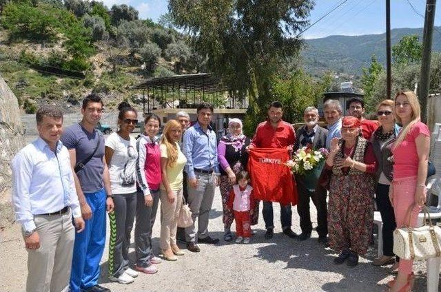 Aydın’da Engelli Sporcu Ve Ailelerine Ziyaret