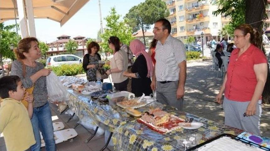 Ortaca&rsquo;da Engelli &Ouml;ğrenciler İ&ccedil;in Kermes