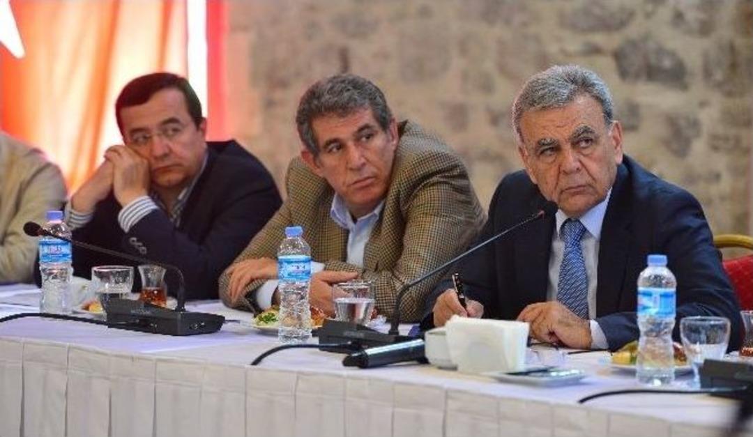 Başkan Kocaoğlu'ndan İnciraltı Ve Yarımada Hamlesi