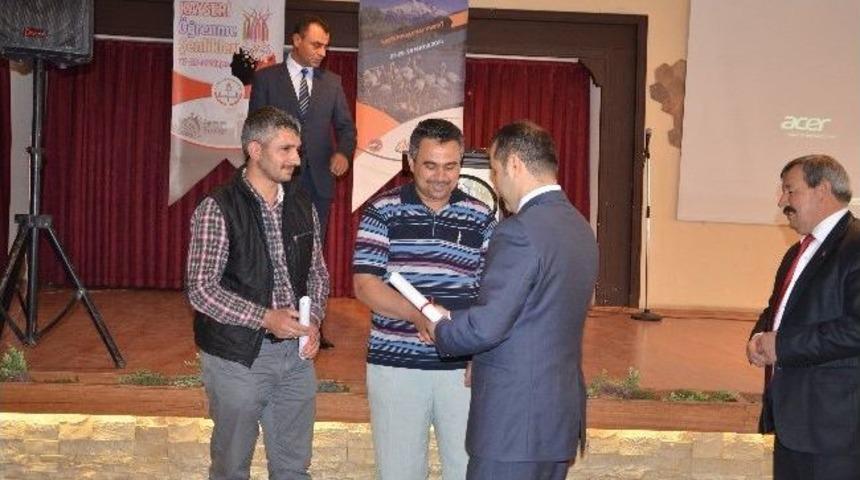 B&uuml;nyan Esnafı Hijyen Belgelerini Aldı