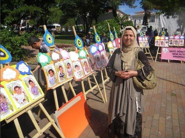 Bug&uuml;n&uuml;n K&uuml;&ccedil;&uuml;kleri Gelecekteki Mesleklerini Sergiledi 1