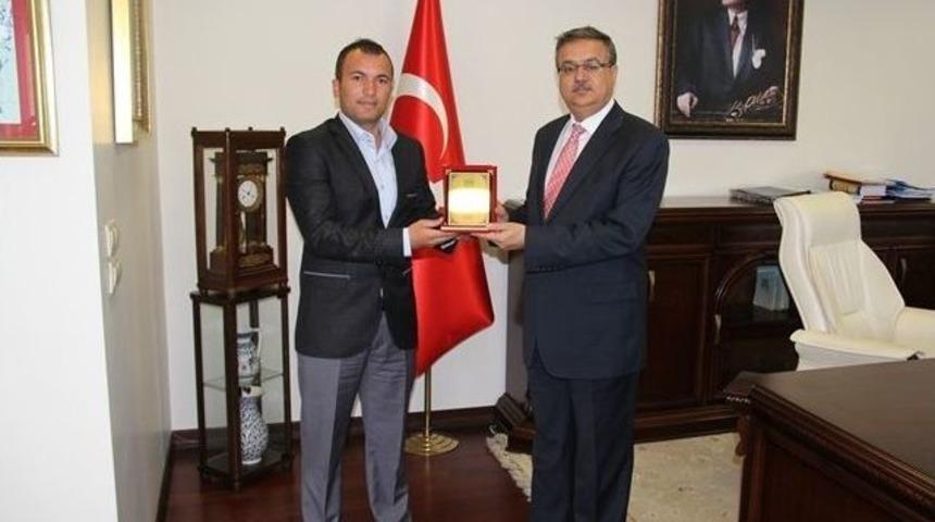 Aziziyespor&rsquo;dan Vali Su&rsquo;ya Ziyaret