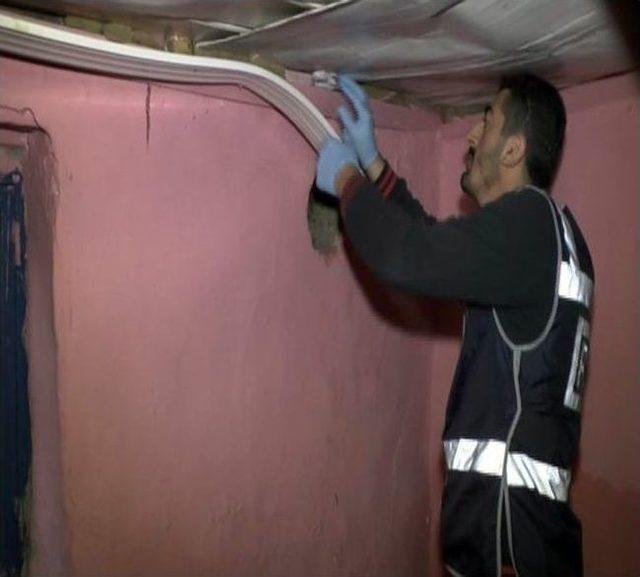 Narkotik K&ouml;peği Alfa, Tavan Arasındaki Uyuşturucuyu İşte B&ouml;yle Buldu 1