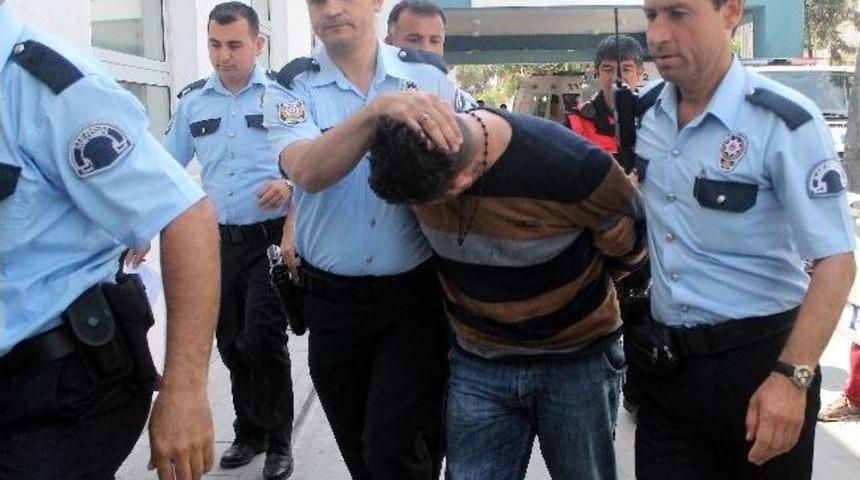 &Ccedil;arşaf Giyerek Banka Aracını Soymaya Kalkıştı