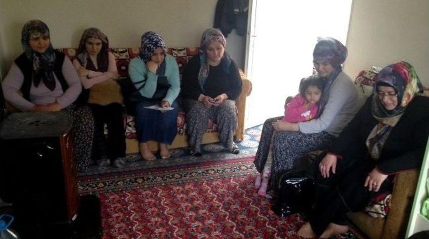 Kadem, Somalı Ailelere Psikolojik Destek Veriyor