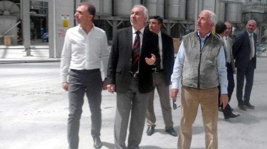 Sara&ccedil;oğlu, 2. Osb'yi İnceledi