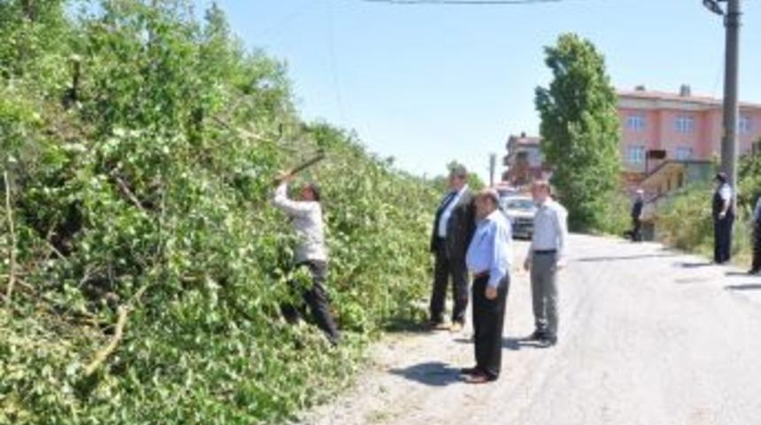 Yol genişletme &ccedil;alışmaları s&uuml;r&uuml;yor