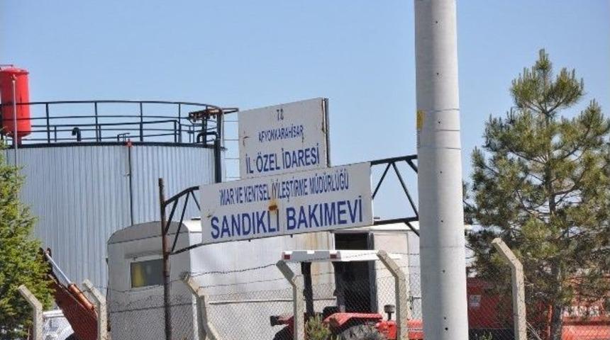 Kapanan Belediyelerin Araçları Toplandı