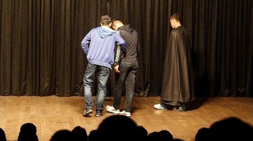 Sincan Belediyesi Hükümlü Gençleri Topluma Kazandırmaya Devam Ediyor