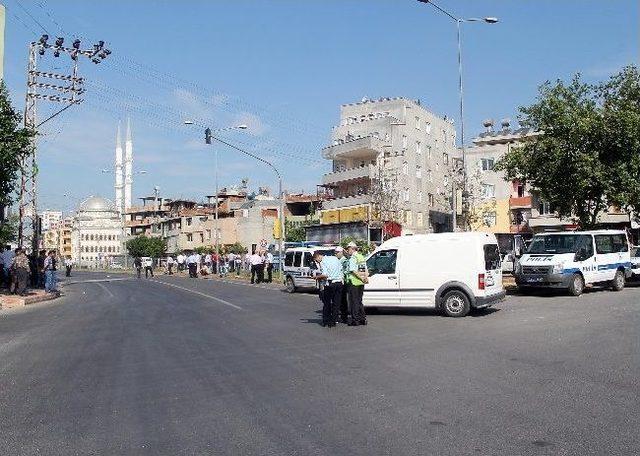 Ekmek Almaya Giderken Canından Oldu