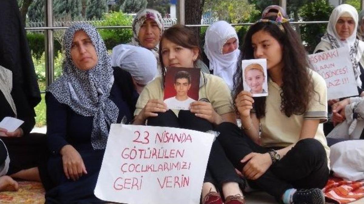 Ak Parti&rsquo;li Alta&ccedil;&rsquo;tan &Ccedil;ocukları Pkk Tarafından Ka&ccedil;ırılan Annelere Ziyaret