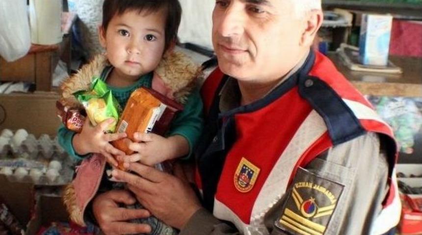 Şefkatli Mehmet&ccedil;ik &Ouml;d&uuml;llendirildi