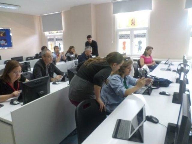 Bah&ccedil;eşehir&rsquo;de Veli Eğitimi 1