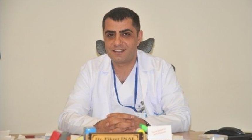 Uzmanlar Ani Başlayan G&ouml;ğ&uuml;s Ve Sırt Ağrısına Karşı Uyardı