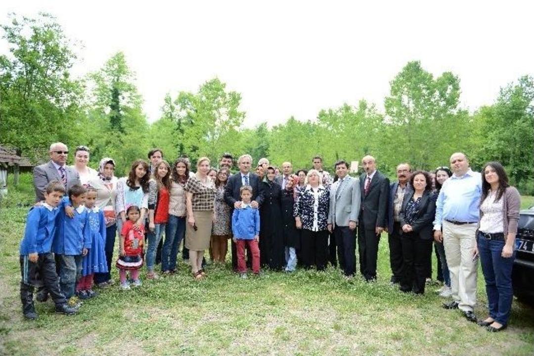 Soma Şehitleri İ&ccedil;in Fidan Dikildi