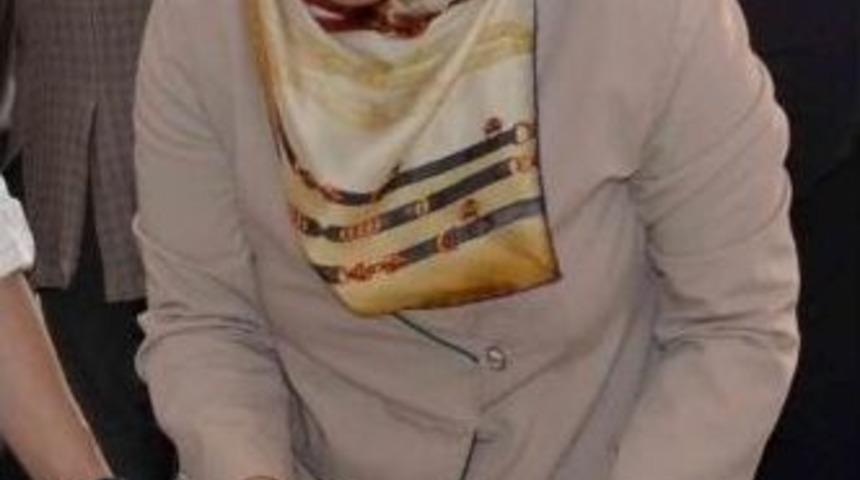 Eğitim G&ouml;n&uuml;ll&uuml;s&uuml; Hanımlar